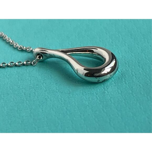 Retired Tiffany & Co Elsa Peretti Open Teardrop Pendant Necklace - Silver - Picture 3 of 16